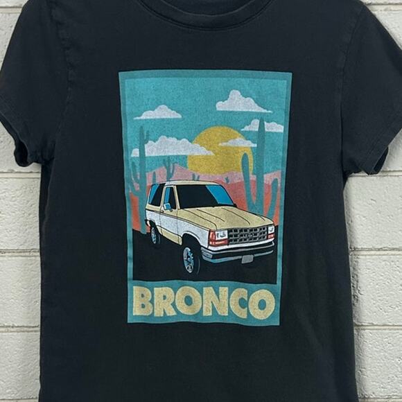 GMC Bronco Gray Tee size XS - Picture 6 of 9